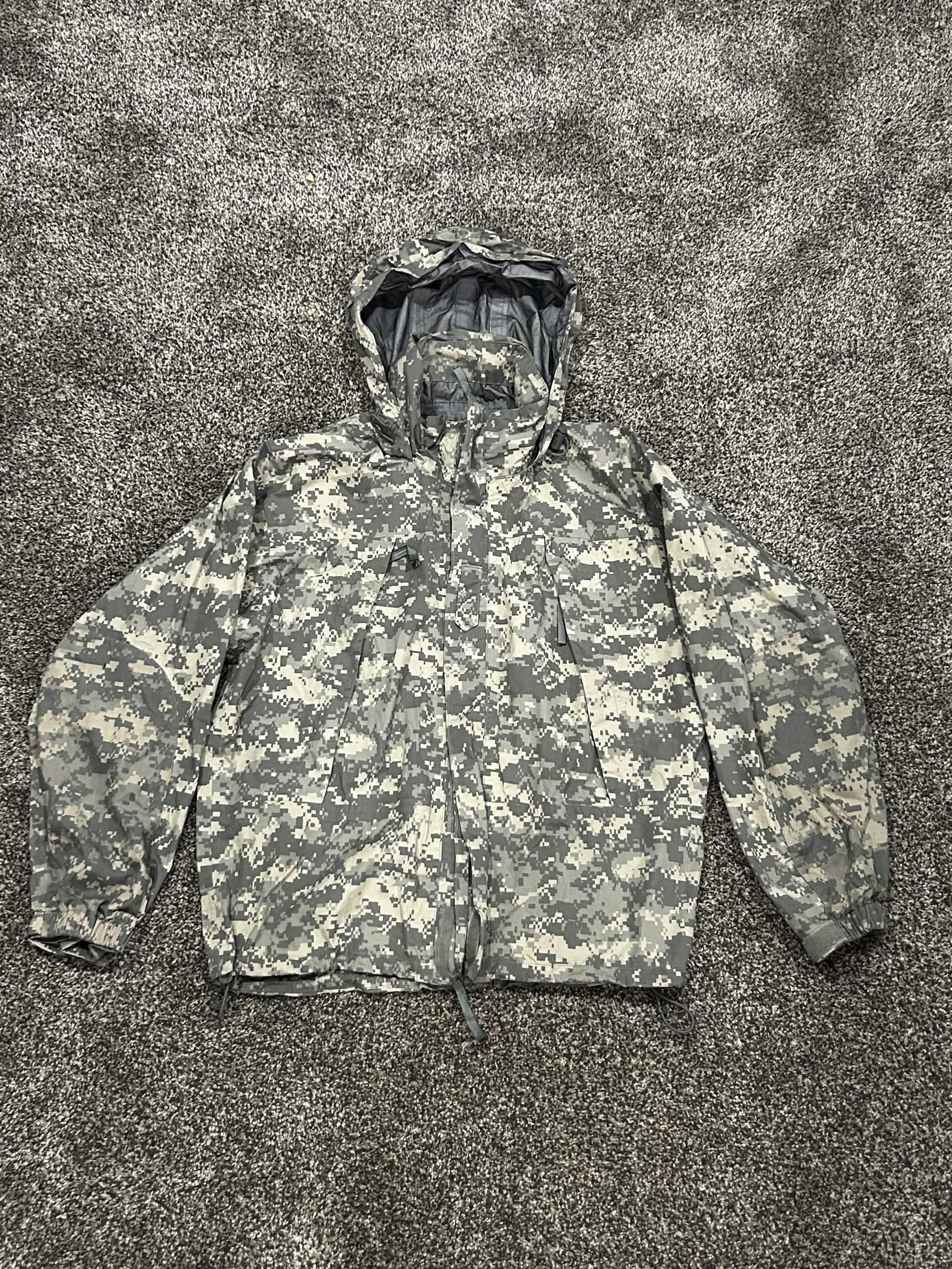 ECWCS Gen III Level 6 Gore-Tex Jacket (UCP)