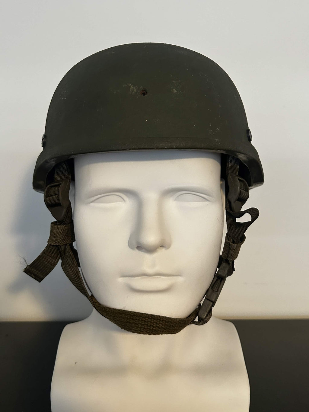 Paraclete Mid Cut (Medium)