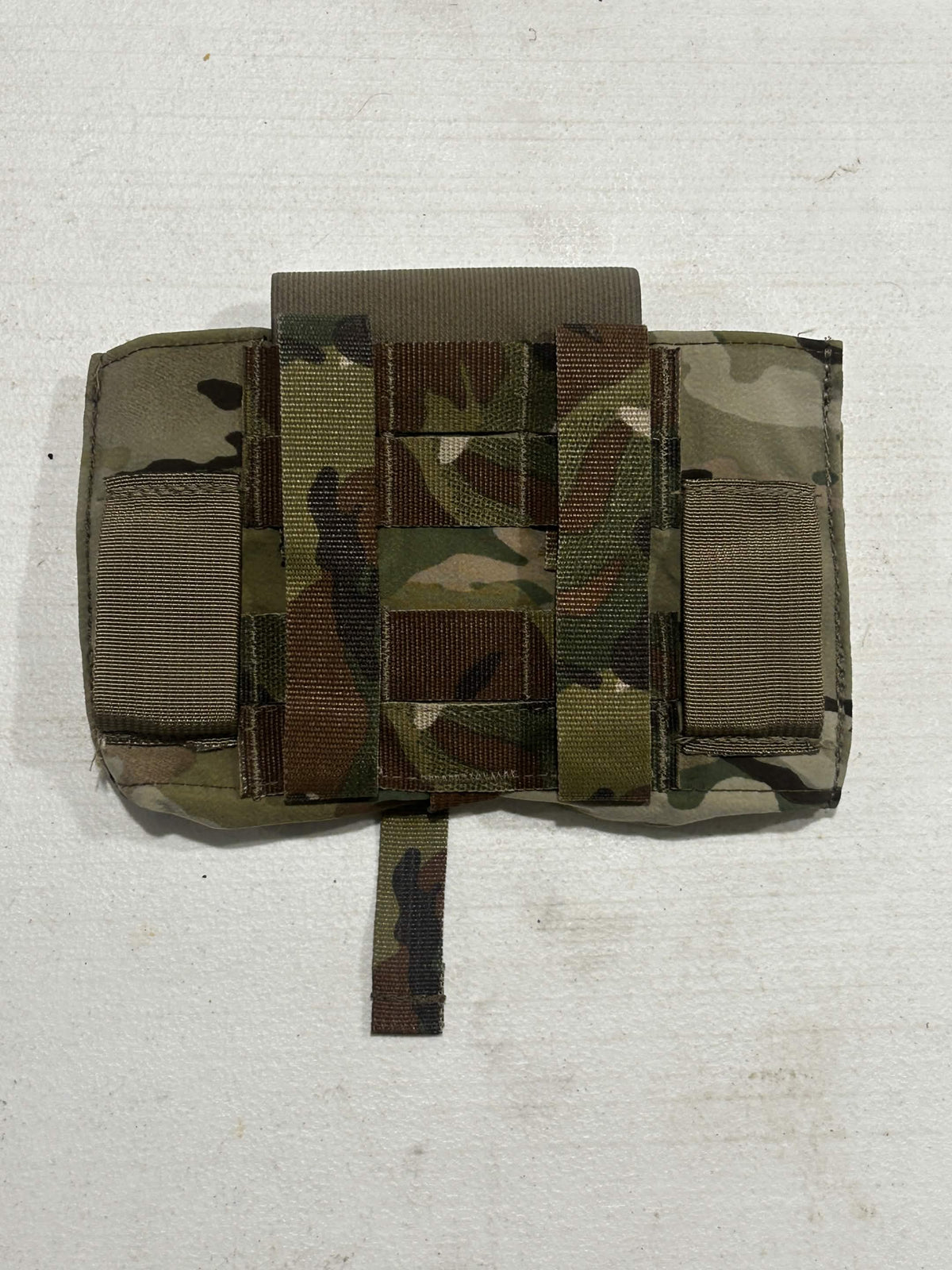 LBT-9022R IFAK Pouch (Multicam)