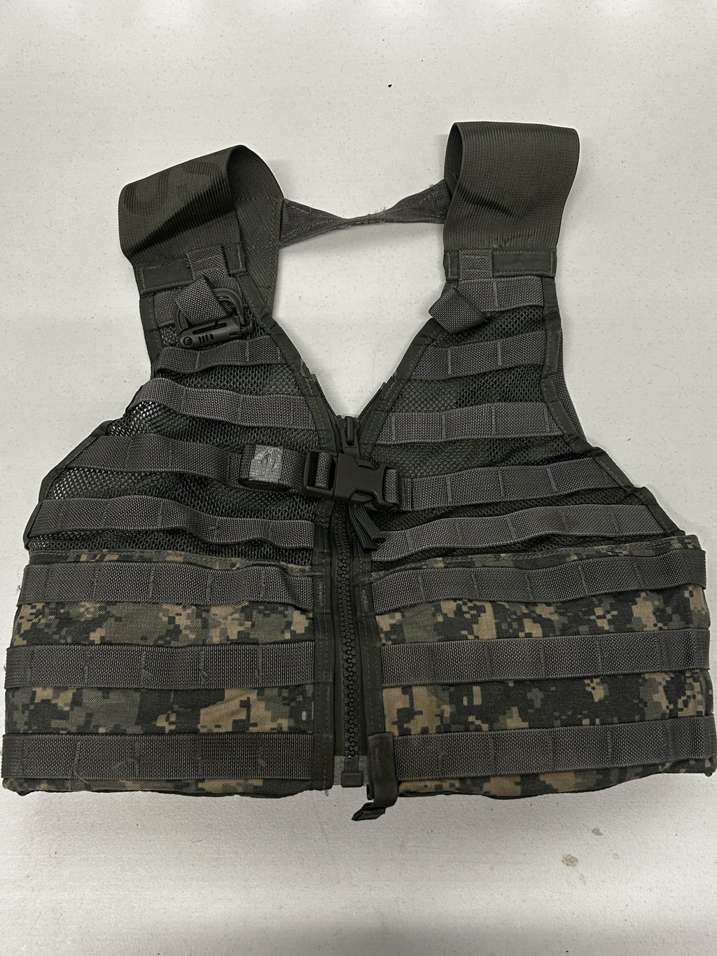 Fighting Load Carrier (UCP)